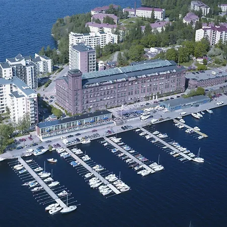 Apartamento Club Tampereen Kehraeaemoe *